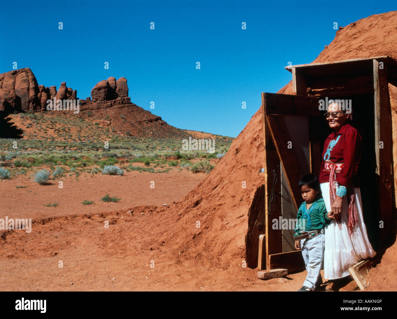 Native american navajo boy hi-res stock photography and images - Alamy