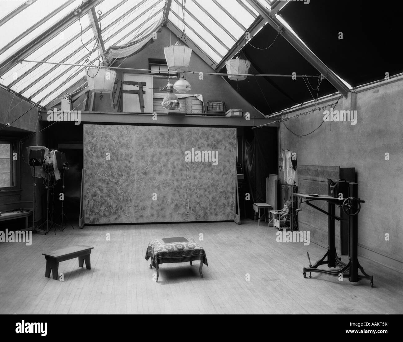North light photo sale studio
