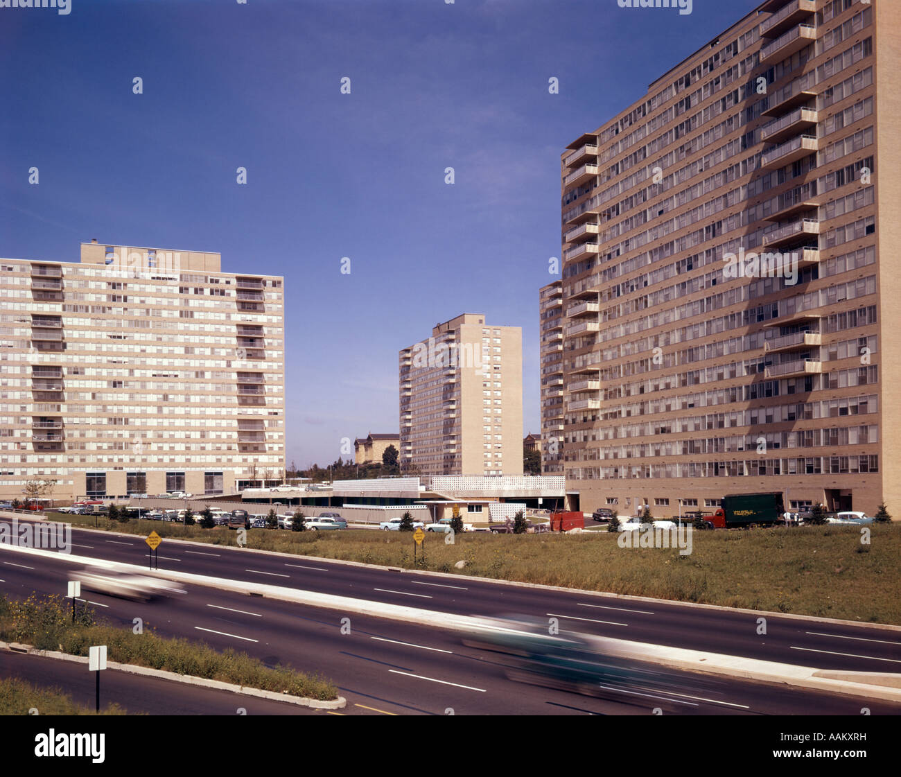 1950s housing architecture High Resolution Stock Photography and Images ...