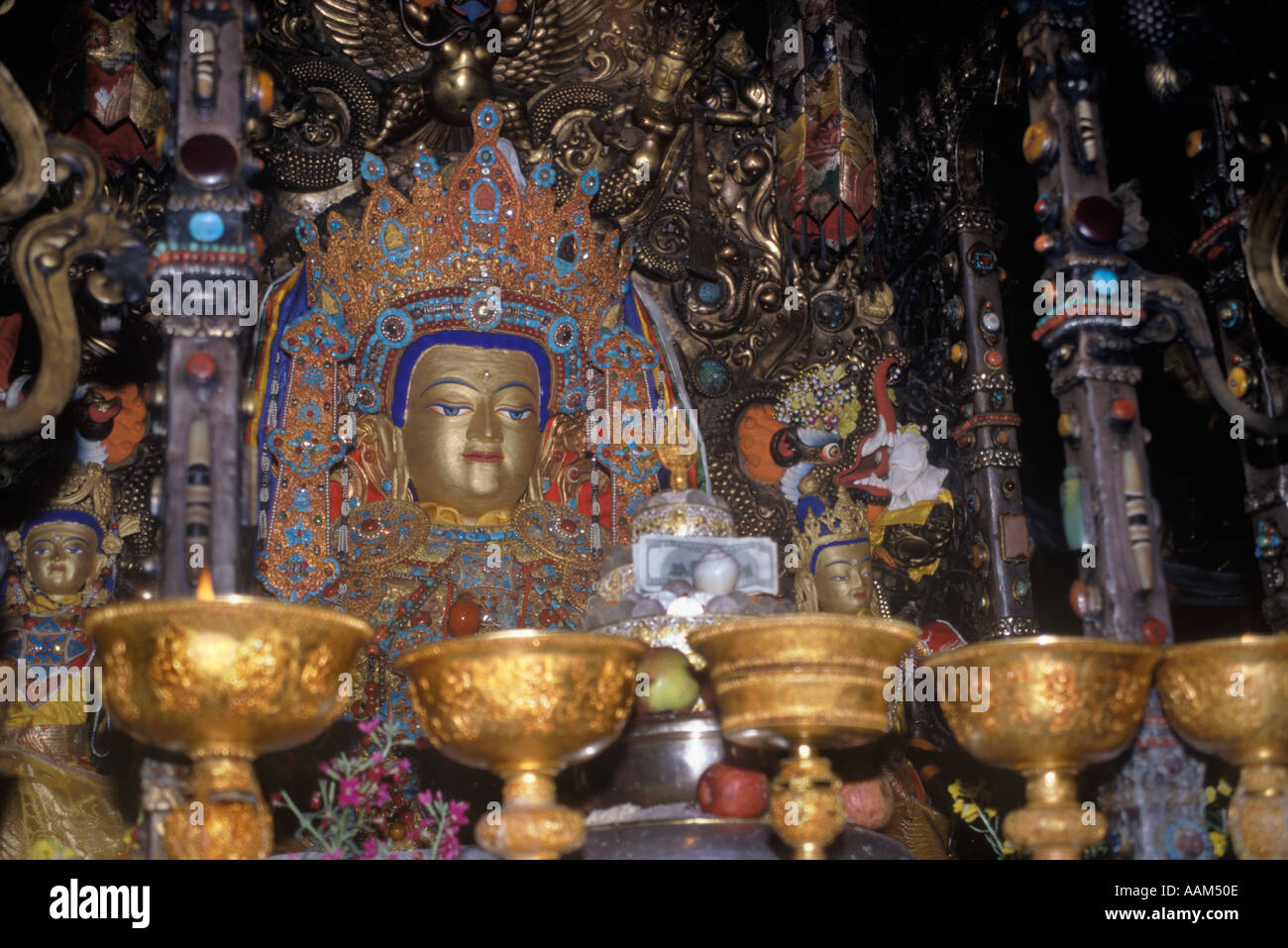The 7th cent JOWO SHAKYAMUNI housed in the JOKHANG brought by SONGTSEN GAMPO S CHINESE wife WEN CHENG Stock Photo