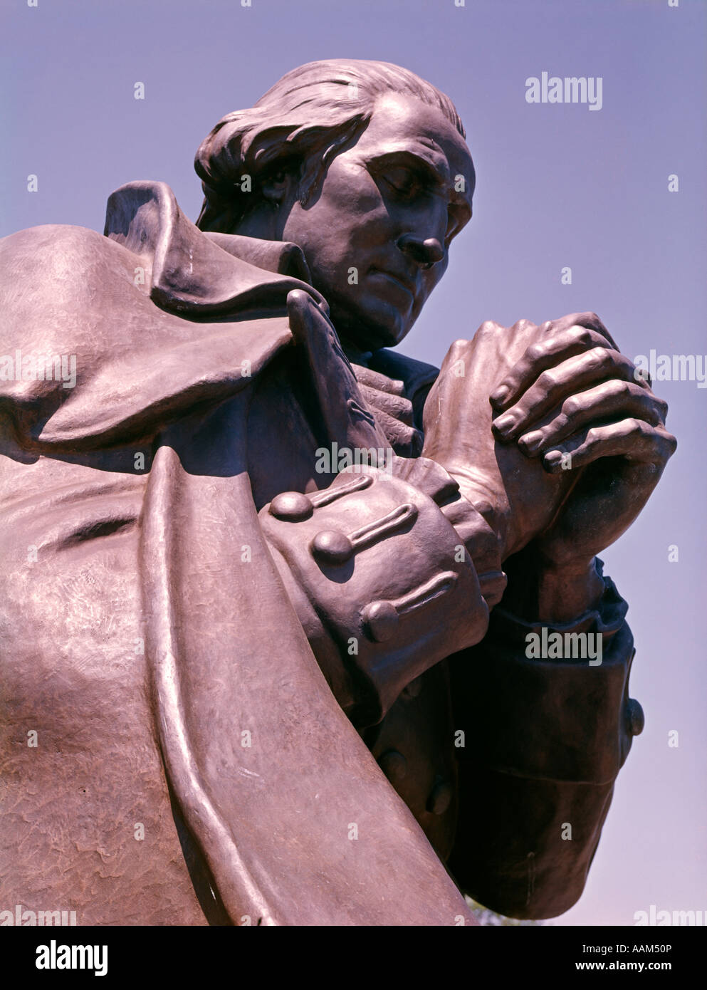 Statue George Washington Prayer First American President Bronze Against Blue Sky Revolutionary War General Hero Stock Photo Alamy
