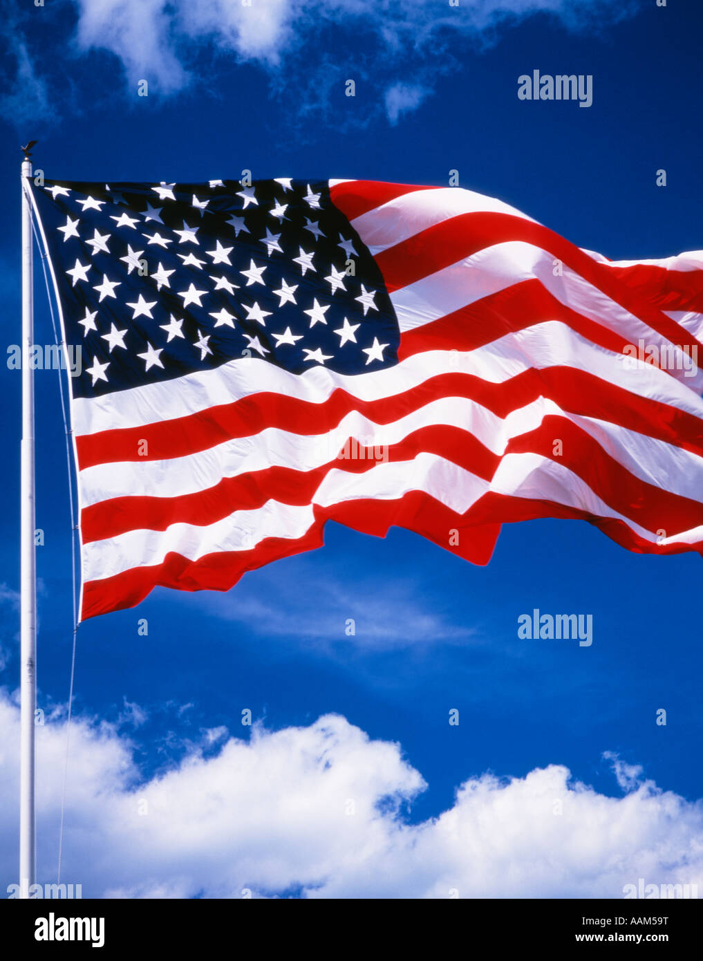 AMERICAN FLAG SKY AND CLOUDS IN BACKGROUND Stock Photo - Alamy