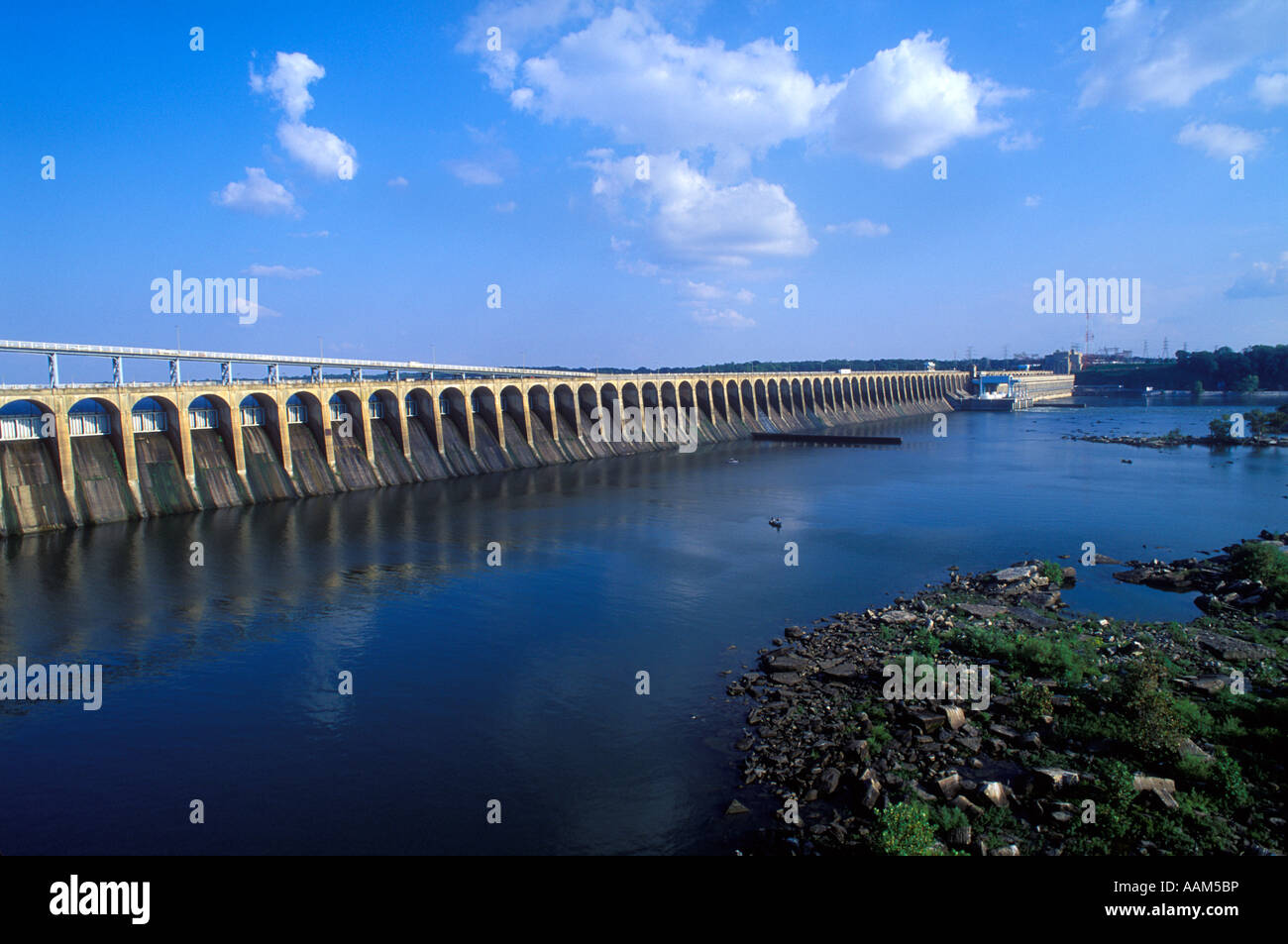 WILSON DAM TENNESSEE RIVER ALABAMA Stock Photo Alamy
