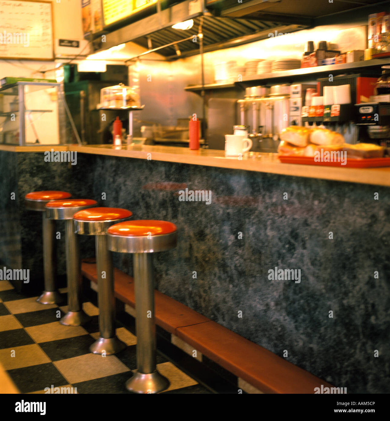 COUNTER AND STOOLS IN RETRO DINER Stock Photo Alamy