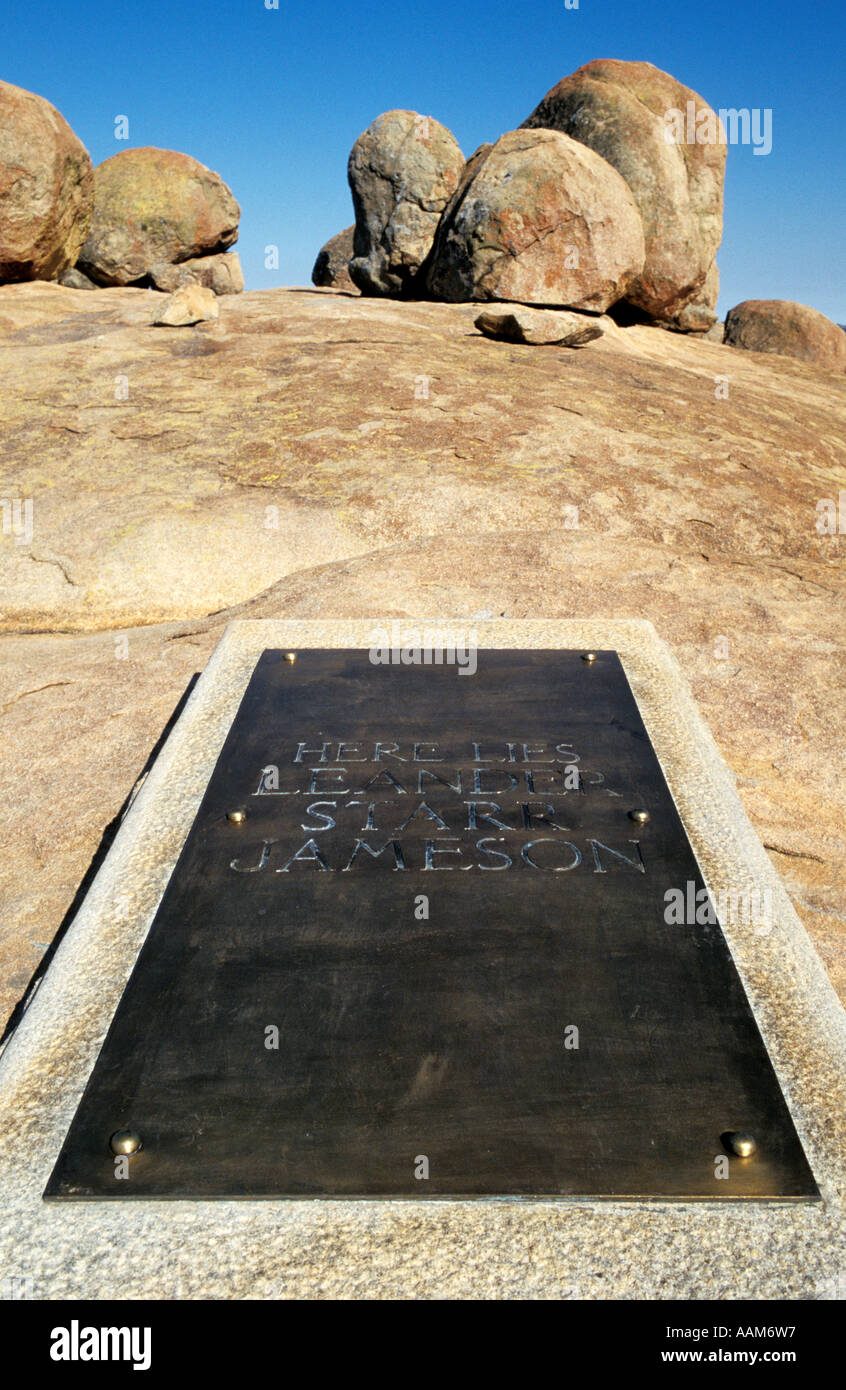 Tomb of Leander Starr Jameson - Africa Cecil John Rhodes Rhodesia ‘View of the World’ Matopos Hills Stock Photo
