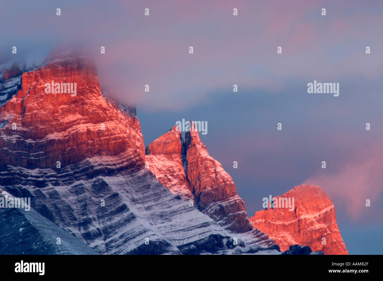 Horizontal Sunrise in the Canadian Rocky Mountains Stock Photo - Alamy