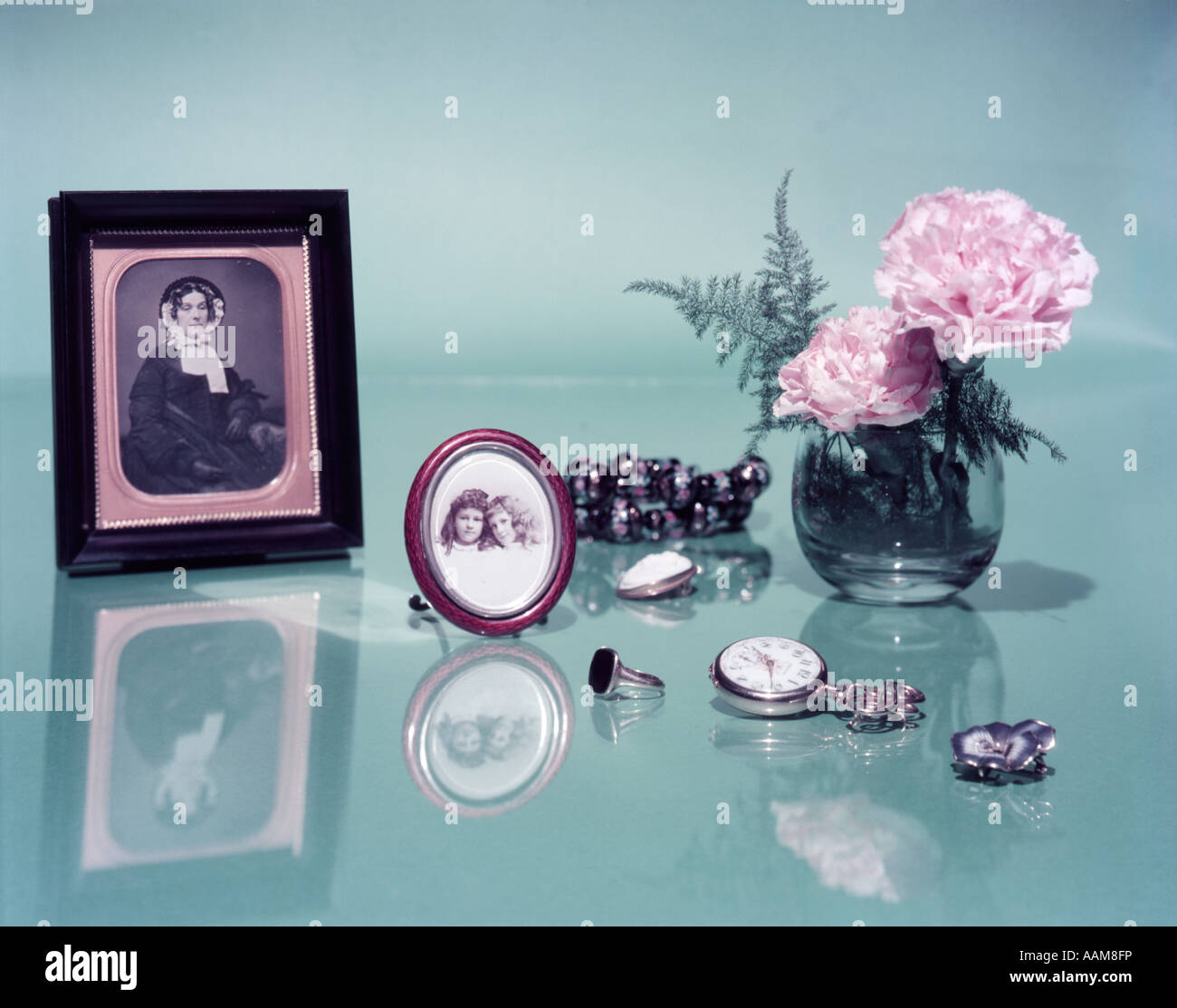 Still life photo woman hi-res stock photography and images - Alamy