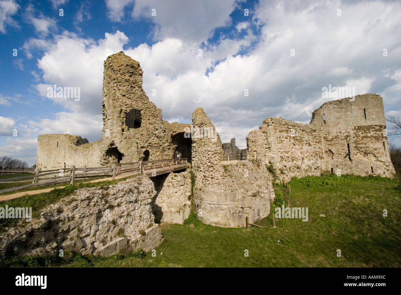 pevensey-castle-in-east-sussex-stock-photo-alamy