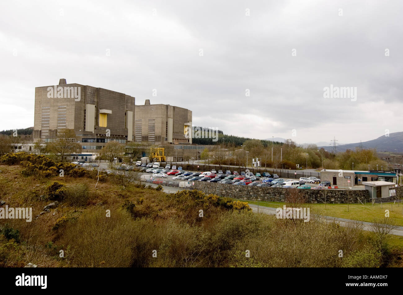 Trawsfynydd Decommissioned Nuclear Power Station , Snowdonia National ...