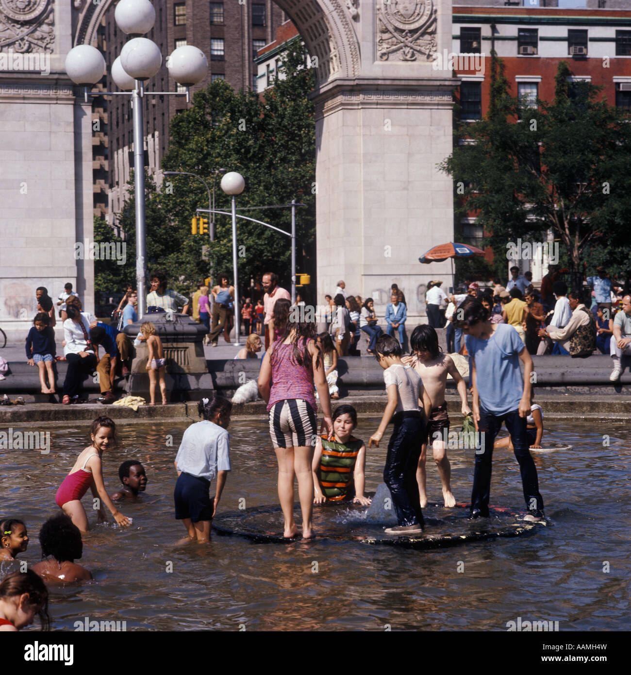 1970's children playing new york hires stock photography and images