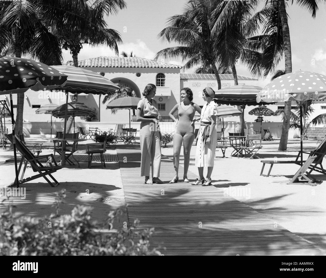 CABANA CLUB NAUTILUS HOTEL MIAMI BEACH RETRO 1930s Stock Photo