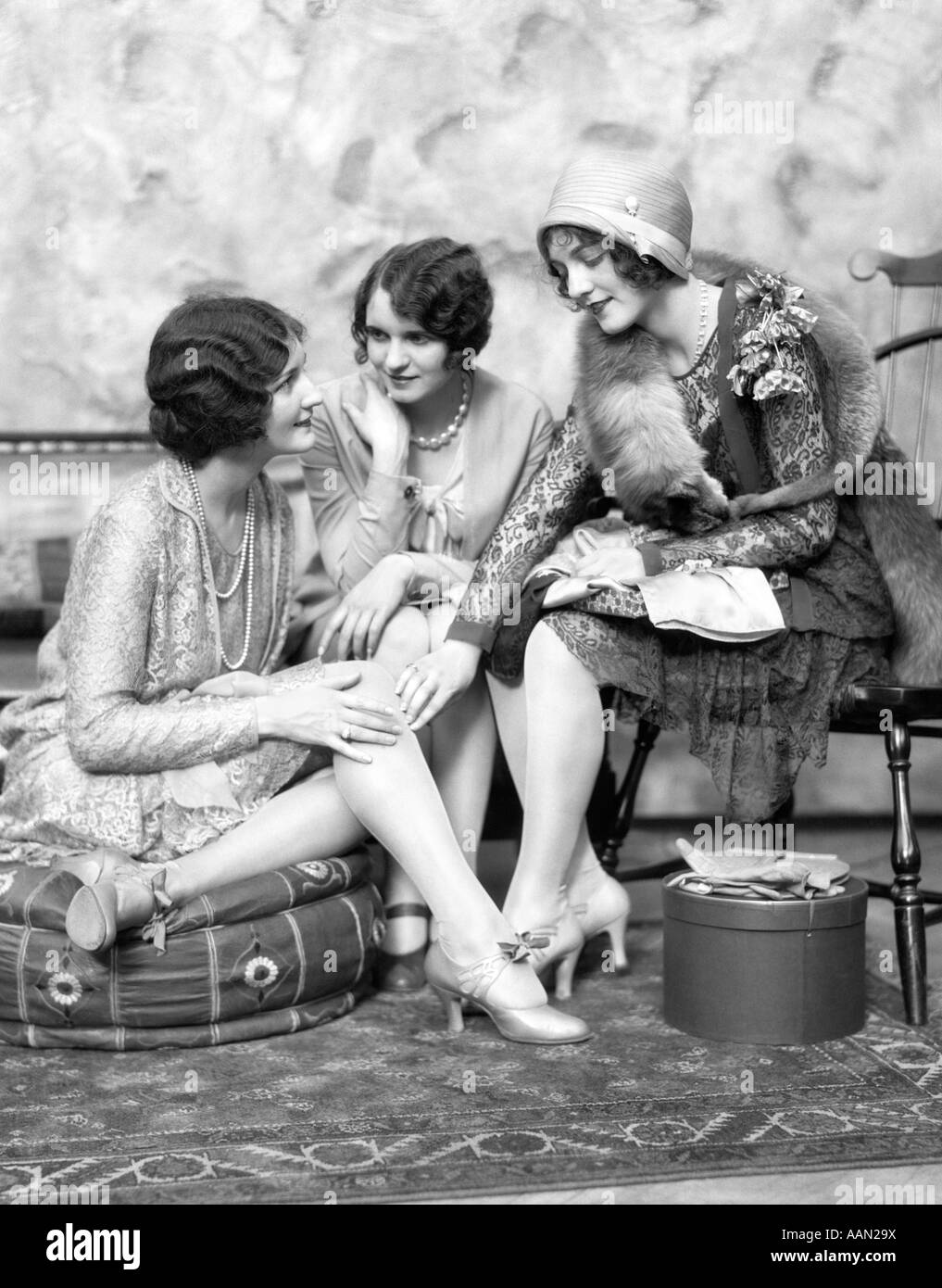 1930s three well dressed women hi-res stock photography and images - Alamy