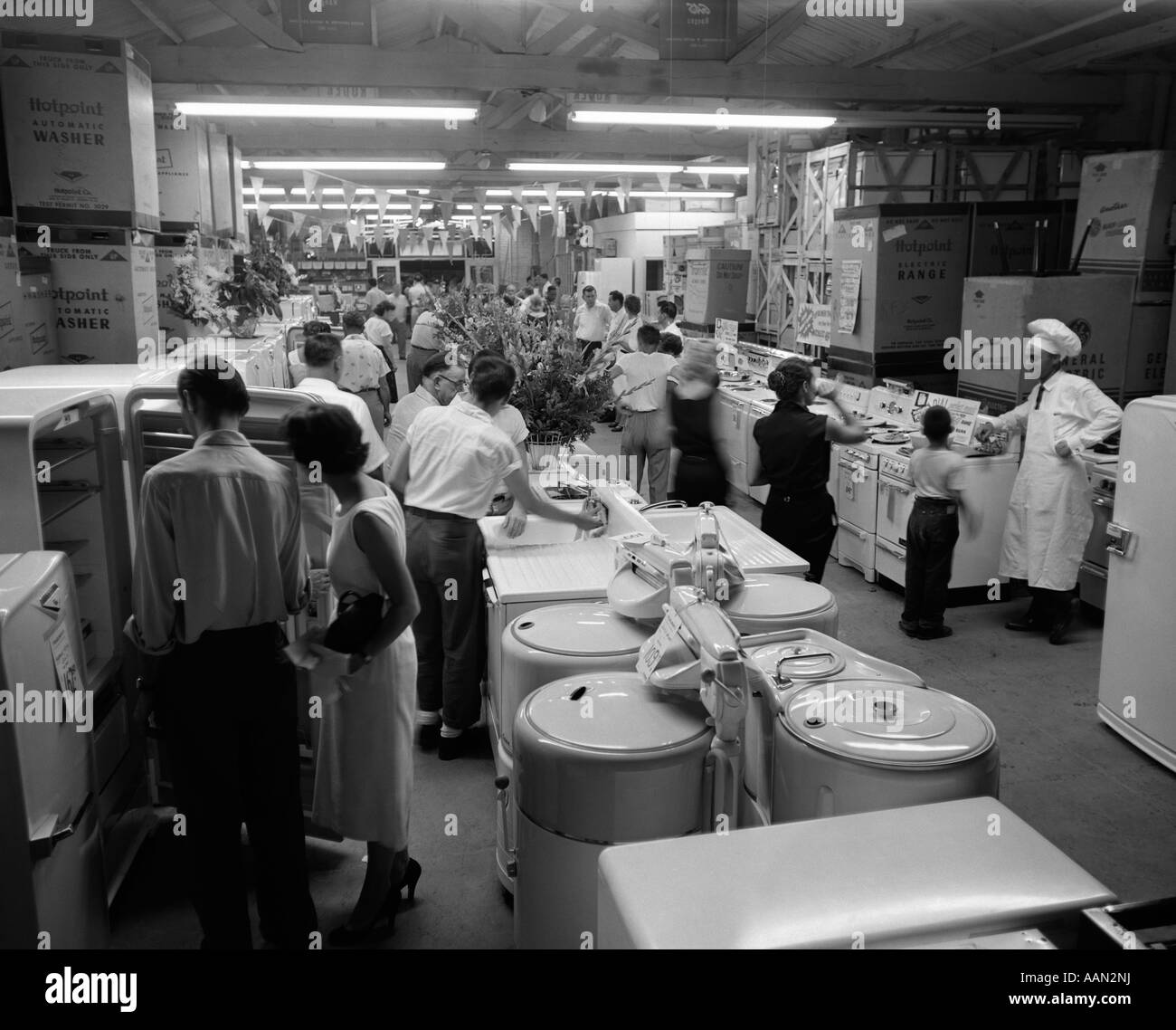 1950s APPLIANCE SHOWROOM Stock Photo Alamy