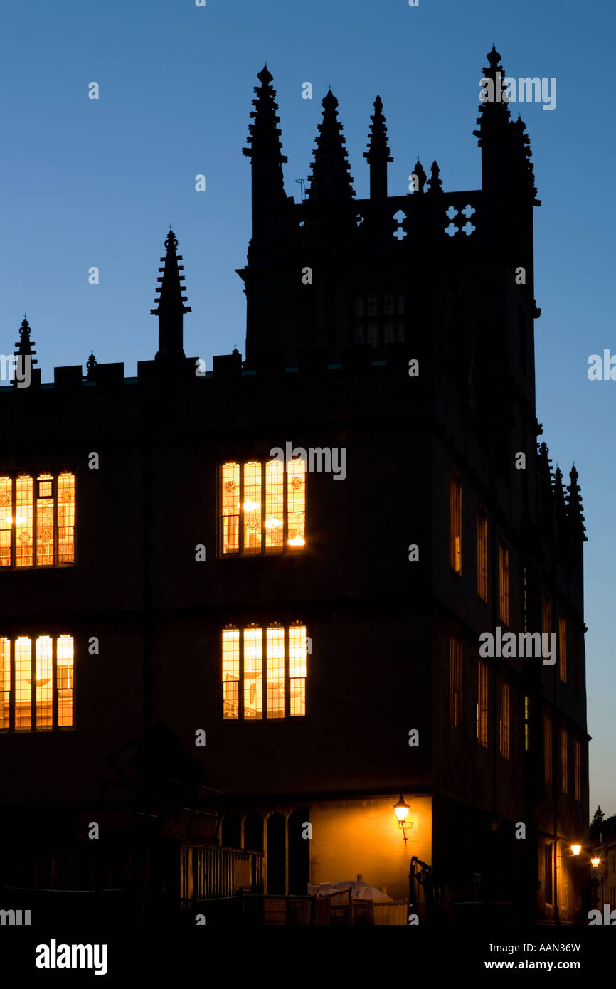 The gothic tower of the Bodleian library in the heart of Oxford at dusk Stock Photo