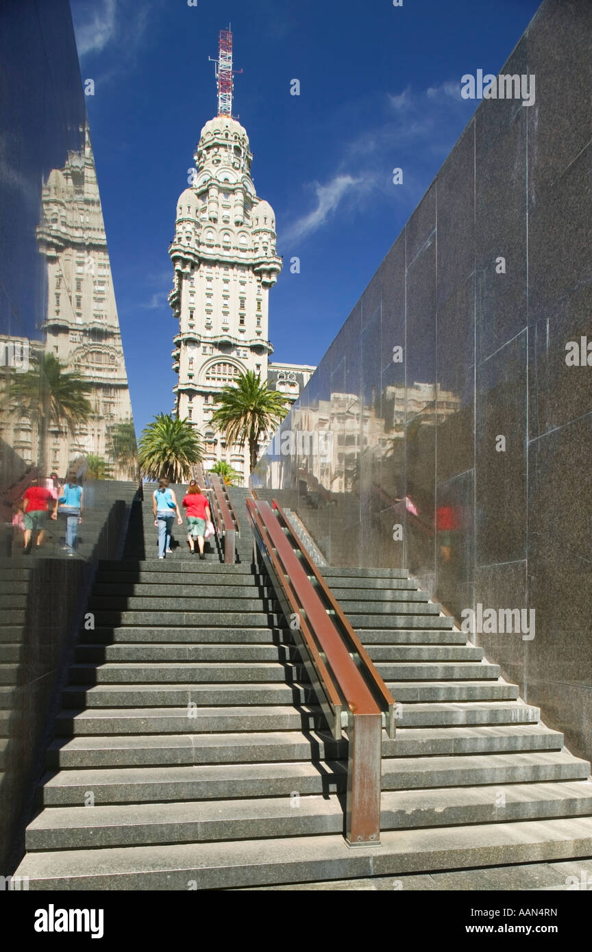 Steps rising up from Jose G Artigas' mausoleum in Plaza Independencia, Montevideo, with Palacio Salvo behind. Stock Photo