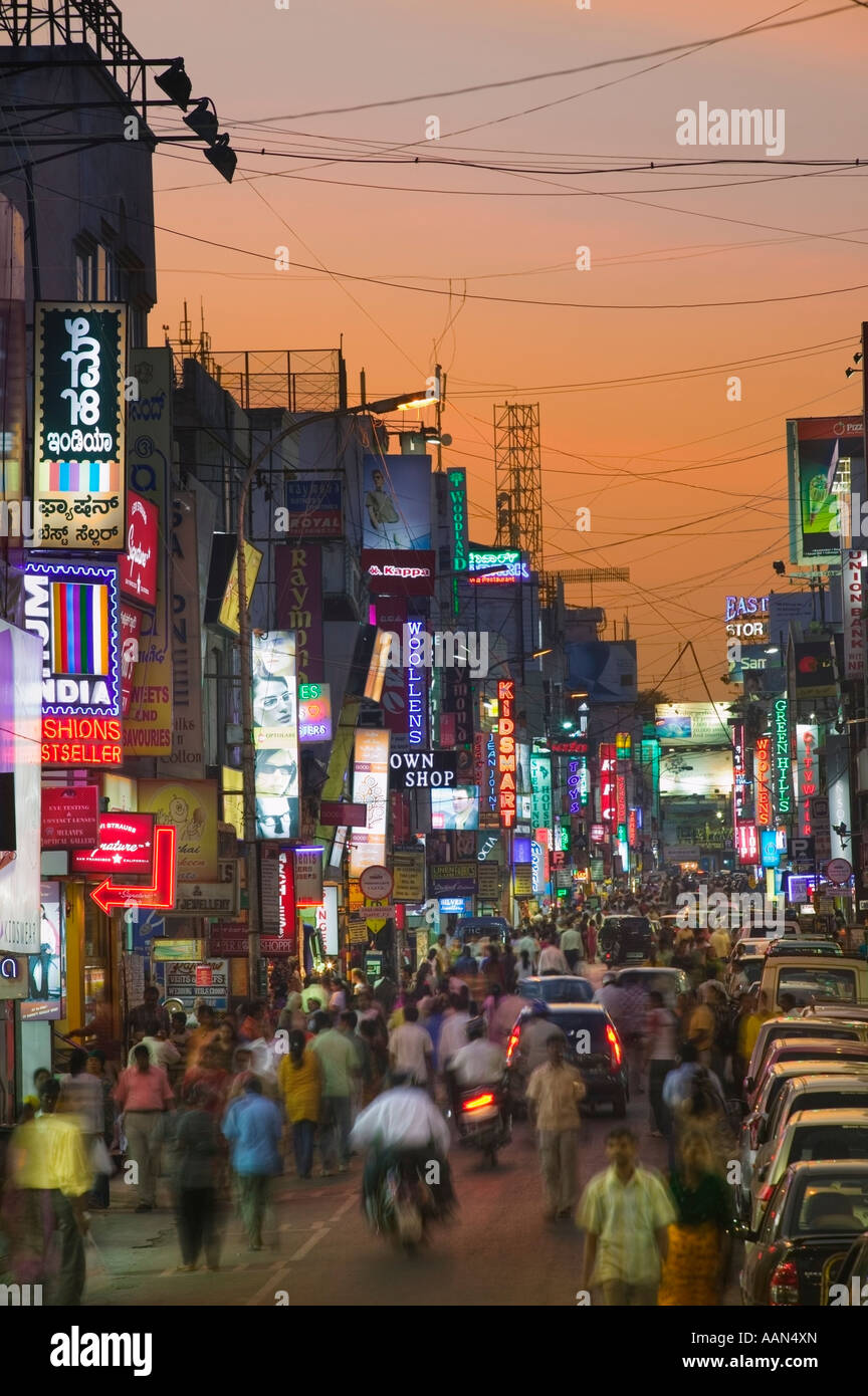 Commercial street bangalore hires stock photography and images Alamy