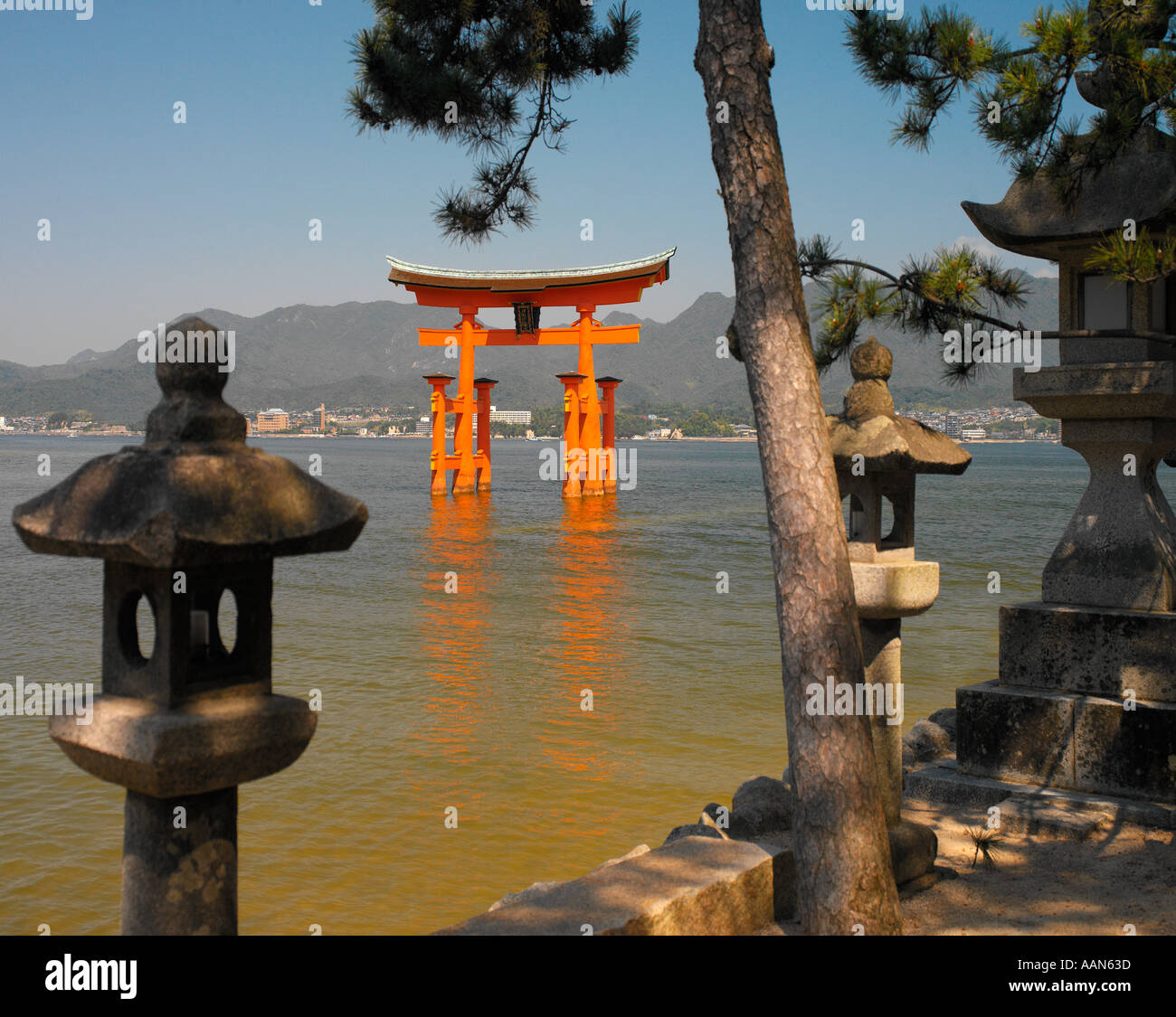 Otorii Gate at Itsukushima Shinto Shrine on Miyajima Island - Japan ...