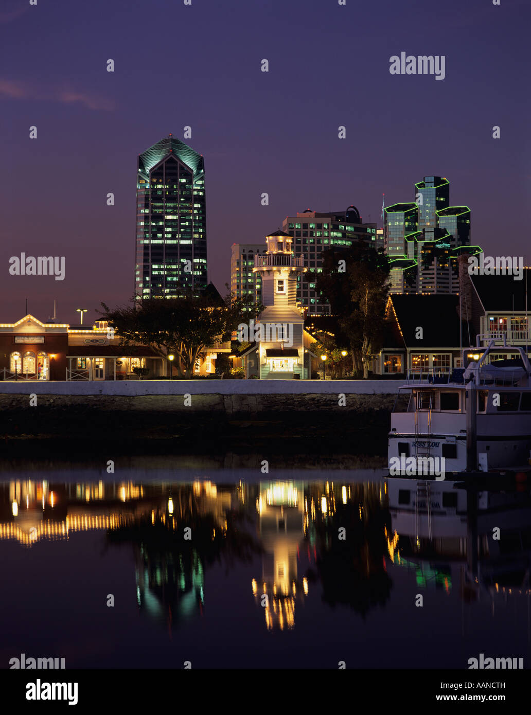 Seaport village san diego hi-res stock photography and images - Alamy