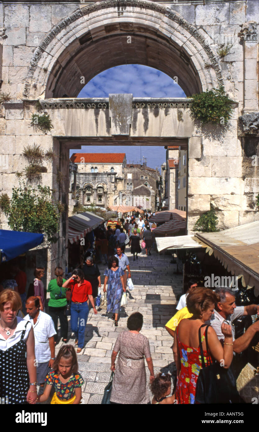 Split, Dalmatia, Croatia. Diocletian's Palace (AD 295-305) Srebna vrata (Silver Gate) Market stalls Stock Photo