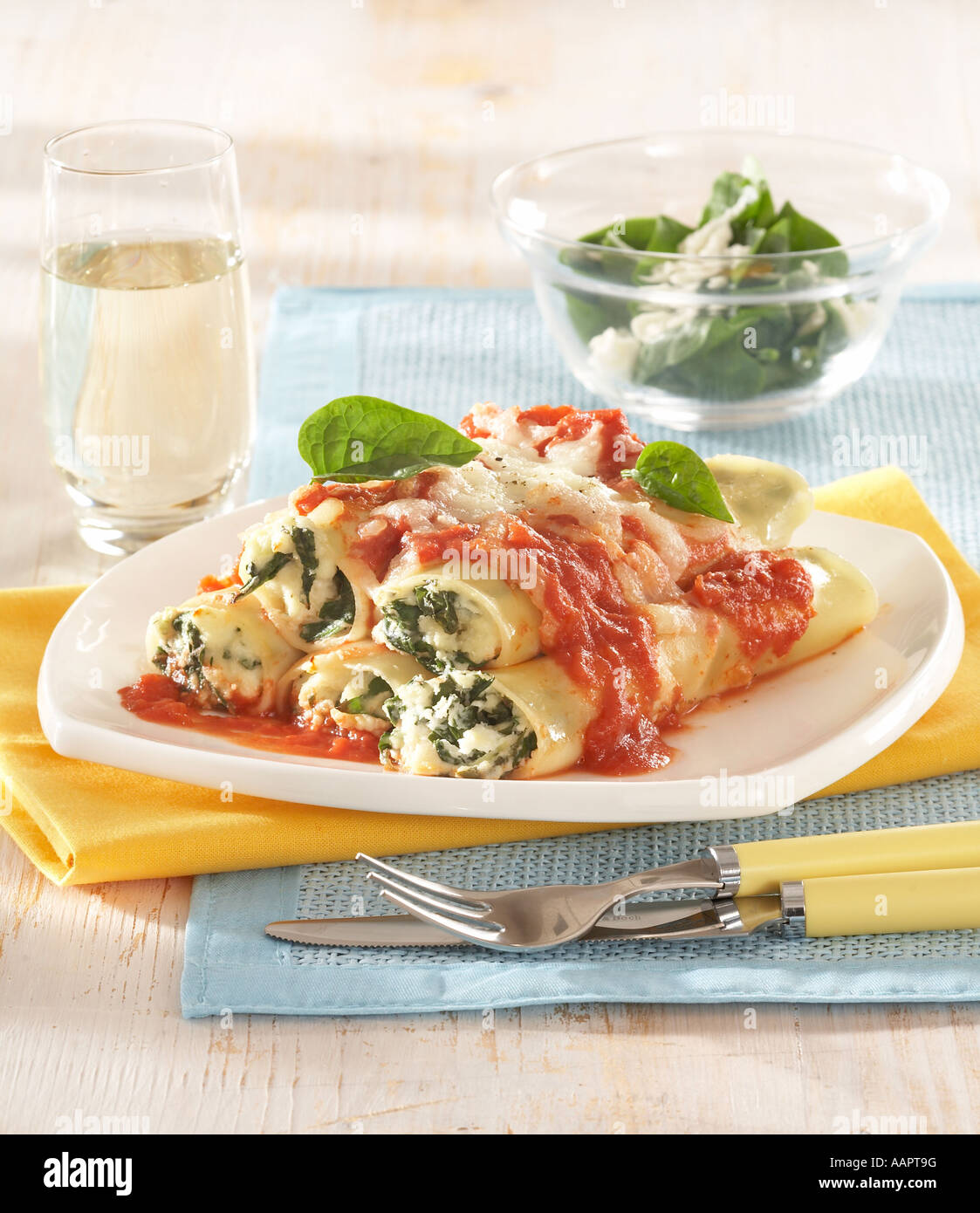 Cannelloni with Spinach with Ricotta Cheese Stock Photo - Alamy