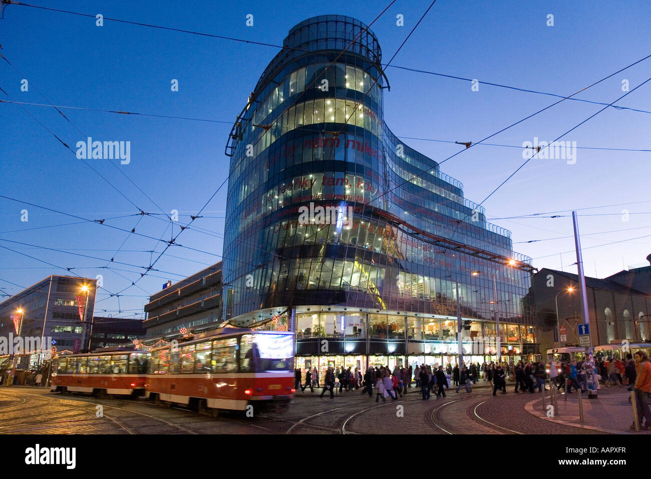 Zlaty Andel Business and shopping Centre Smichov Praha Ceska Republika  Stock Photo - Alamy