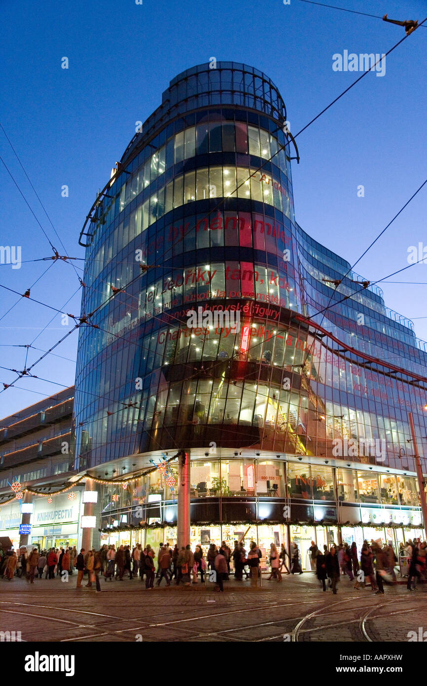 Zlaty Andel Business and shopping Centre Smichov Praha Ceska Republika  Stock Photo - Alamy