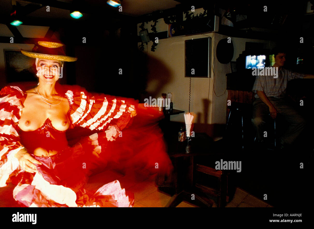 MOSCOW PLACES NIGHTLIFE CHEZ PETERS STRIP CLUB STRIPPERS 1994 1994 Stock Photo