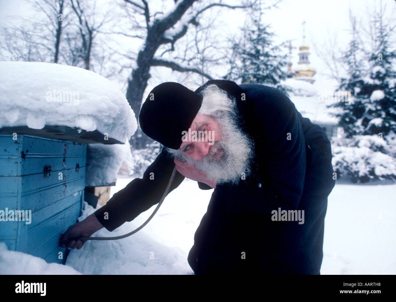 Russian orthodox monk hi-res stock photography and images - Alamy