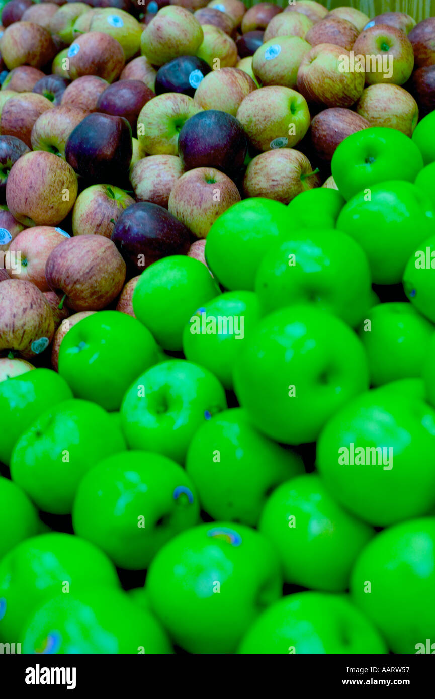 Green Apples and varieties Stock Photo Alamy