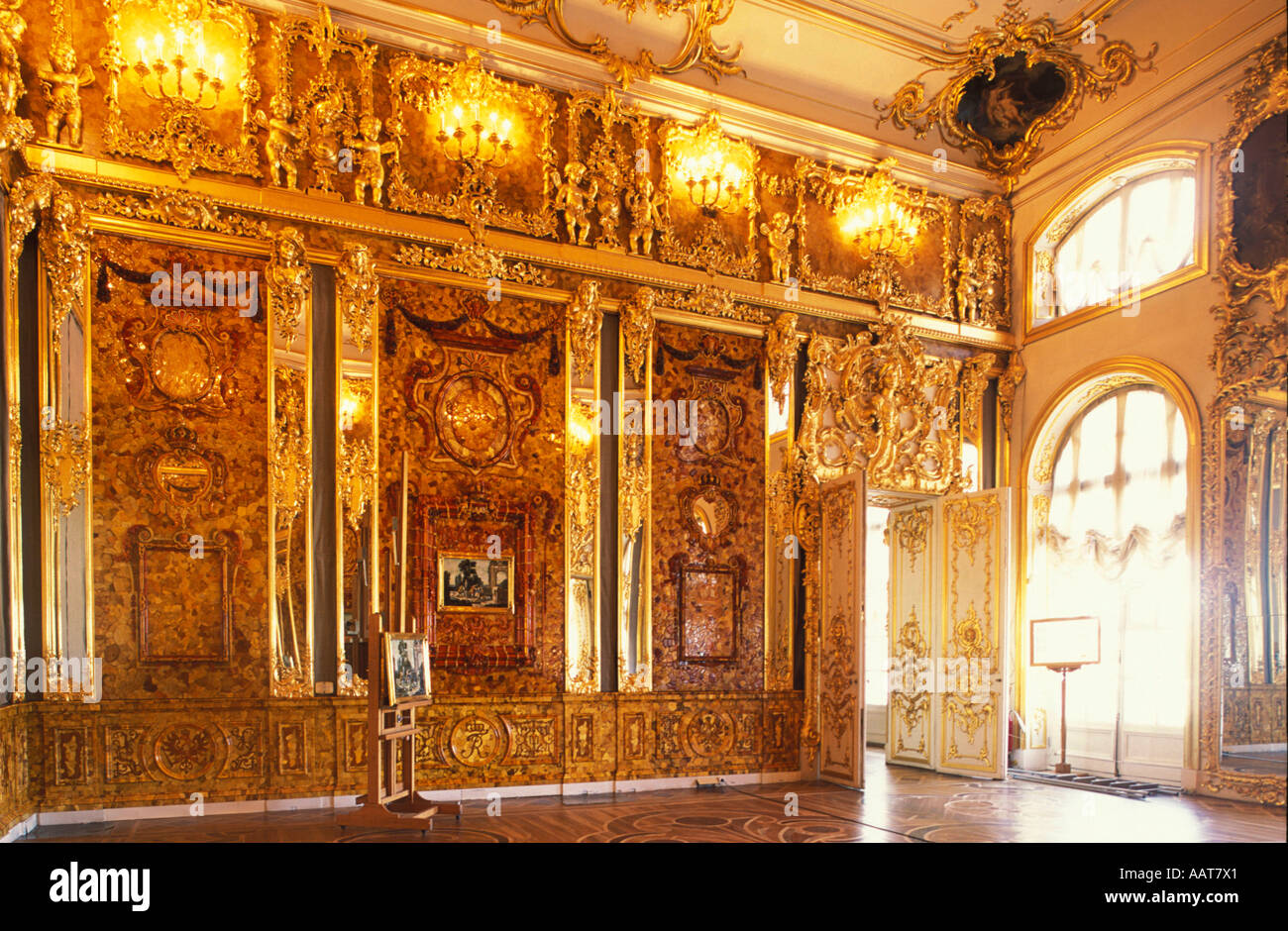 Amber room in Catherine the Great's Palace Tsarskoye Selo St Petersburg Stock Photo