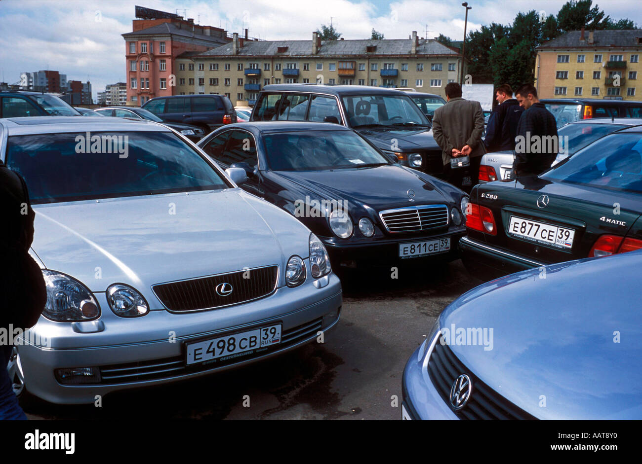 Second hand car dealership in Kaliningrad city center Stock Photo