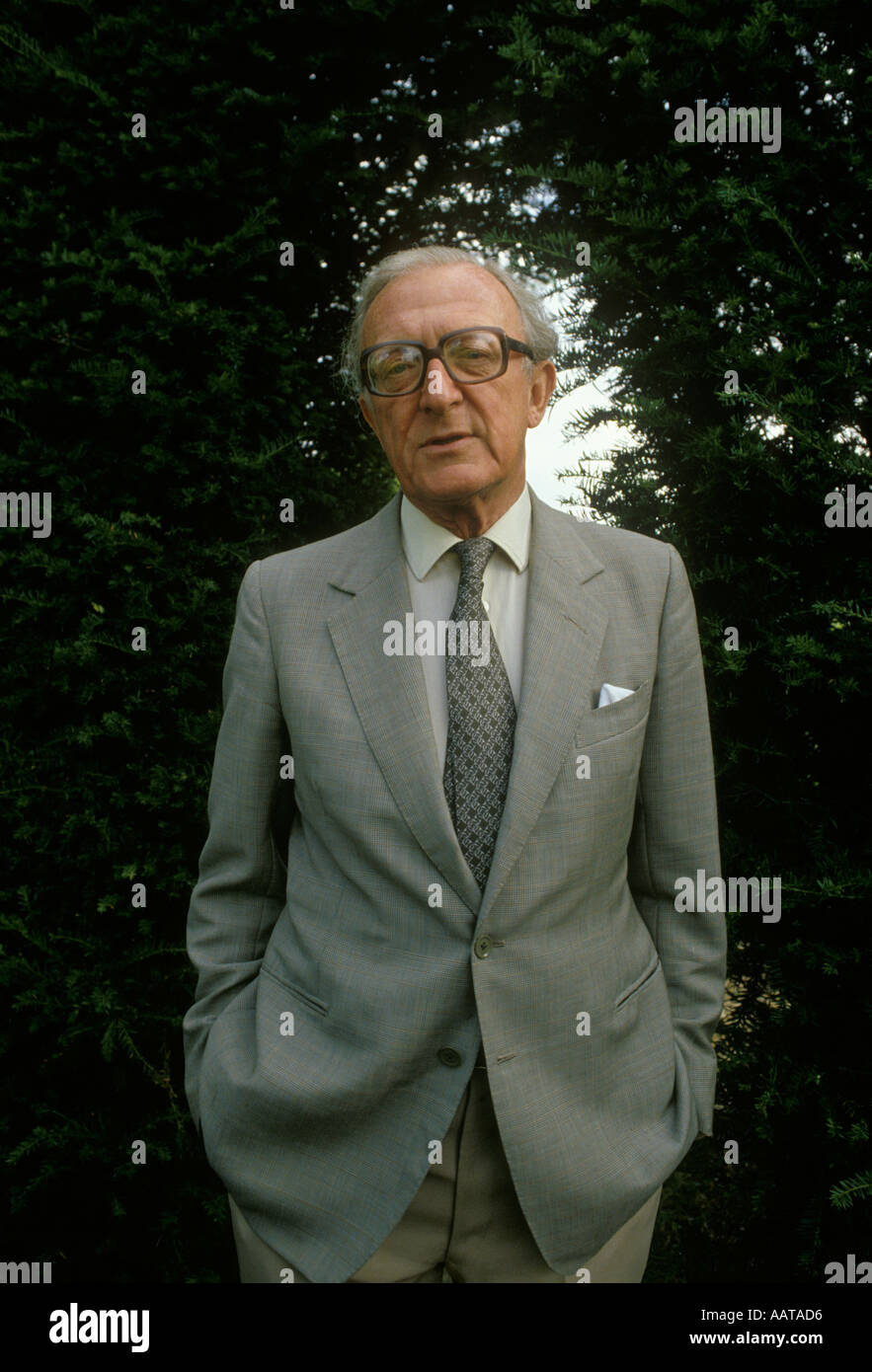 Lord Carrington at home.1980s portrait His garden at The Manor House in Bledlow, Buckinghamshire 80s 1981 UK HOMER SYKES Stock Photo