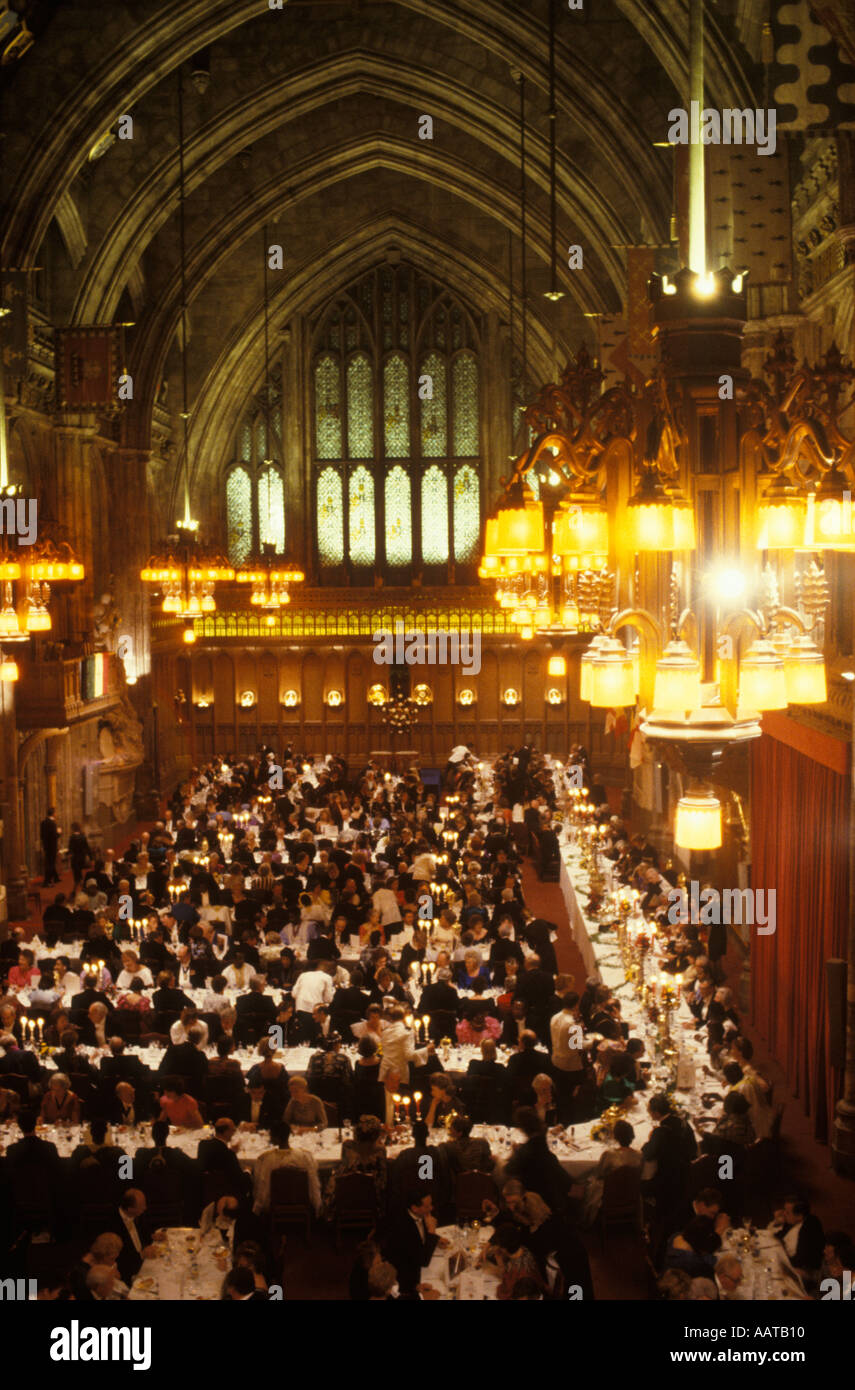 Guildhall The Lord Mayors of Londons Banquet. Inside interior of the Great Hall, a formal annual dinner. City of London England UK HOMER SYKES Stock Photo