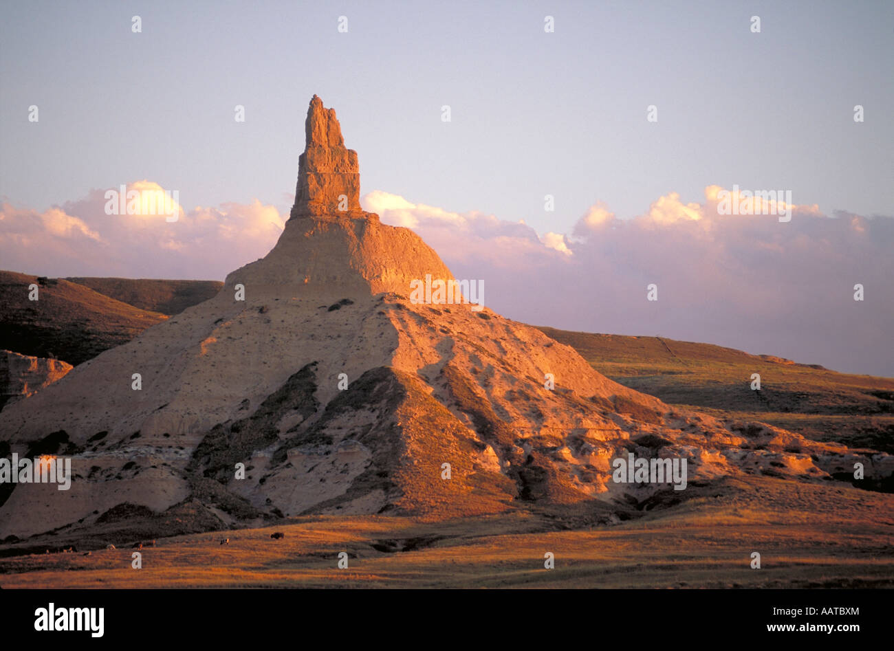Elk268 2674 Nebraska Chimney Rock NHS Chimney Rock sunset Stock Photo