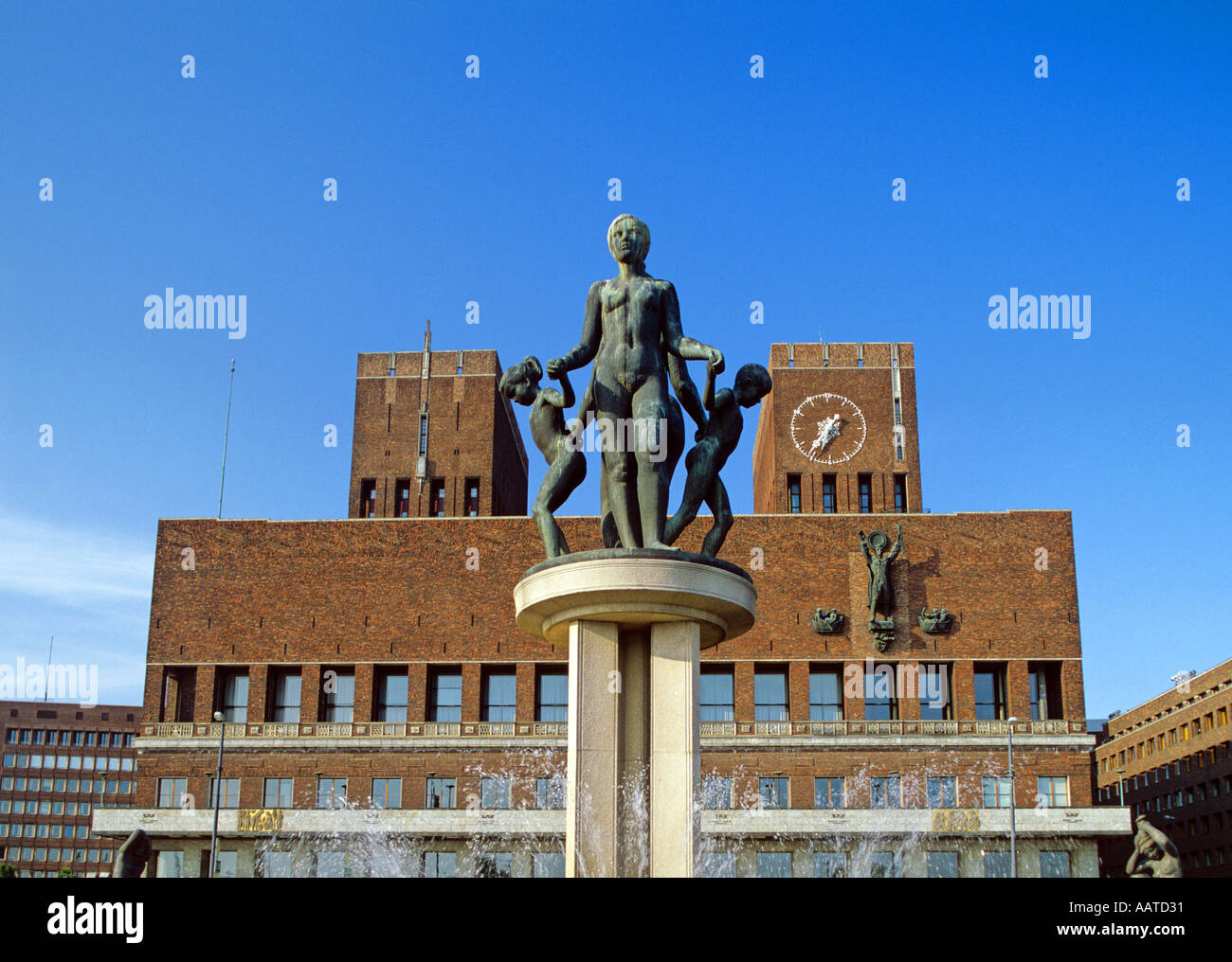 Oslo city hall norway hi-res stock photography and images - Alamy