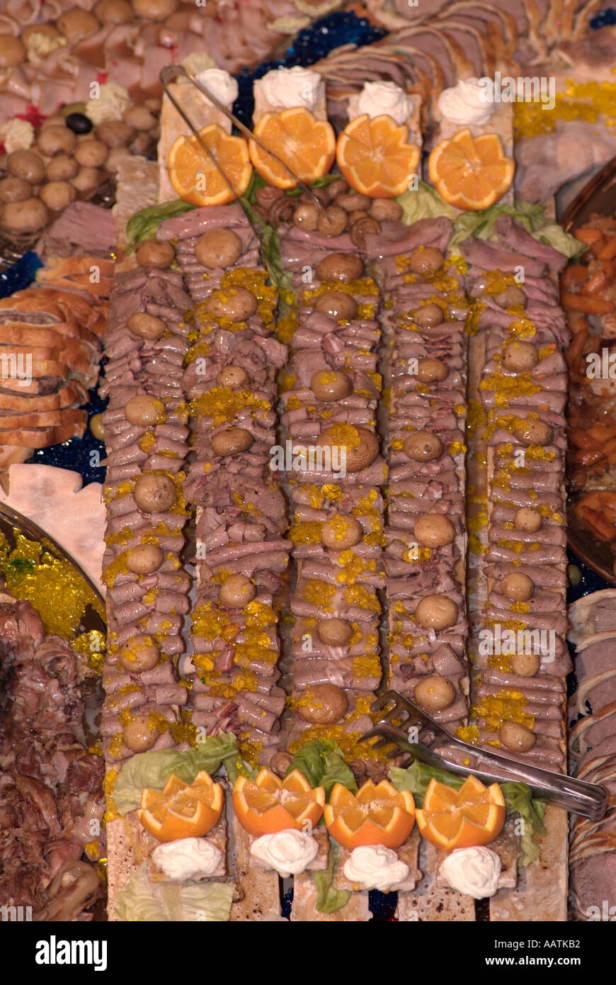 Roast Beef on a Buffet Table Stock Photo - Alamy