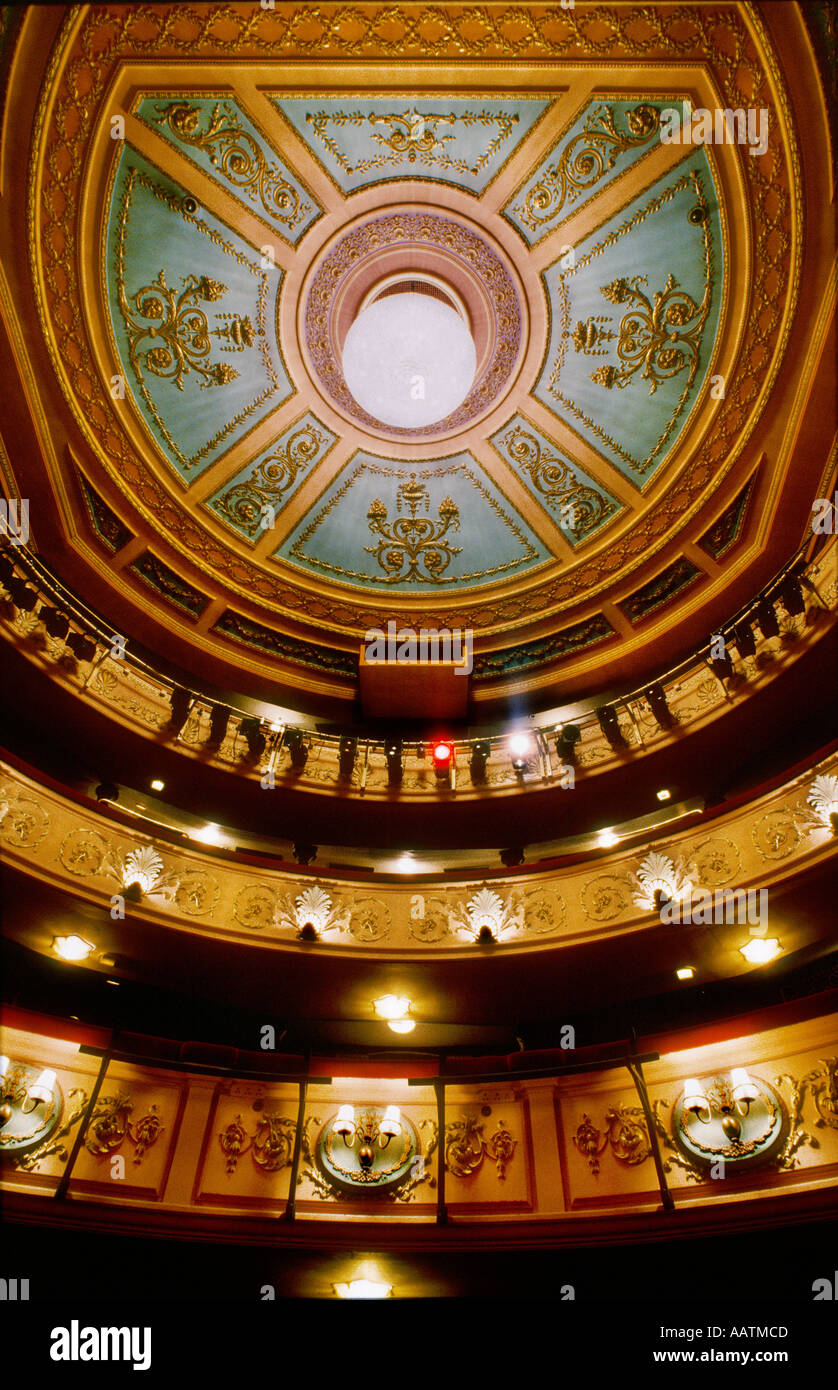 The Lyric Theatre London Stock Photo 4146380 Alamy