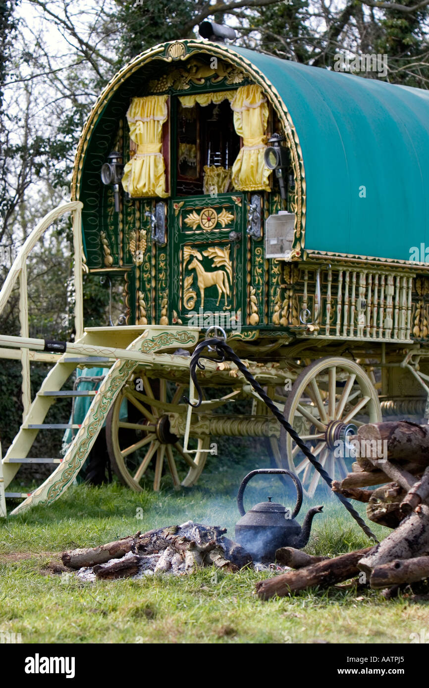 Front view of a gypsy caravan site with fire pit. Stow-on-the-Wold, Cotswolds, Gloucestershire, England Stock Photo