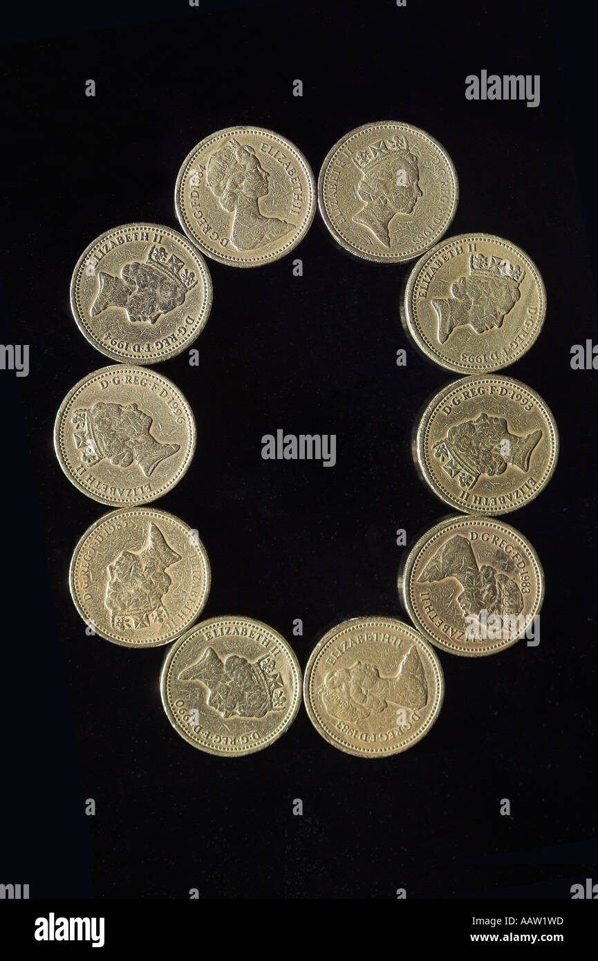 letter O in pound coins Stock Photo