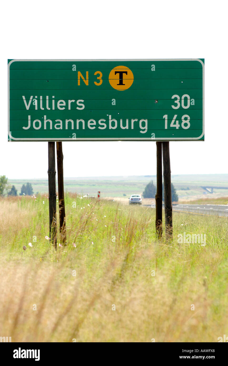 A road sign showing distances to Johannesburg and Villiers on the N3 toll road in South Africa's