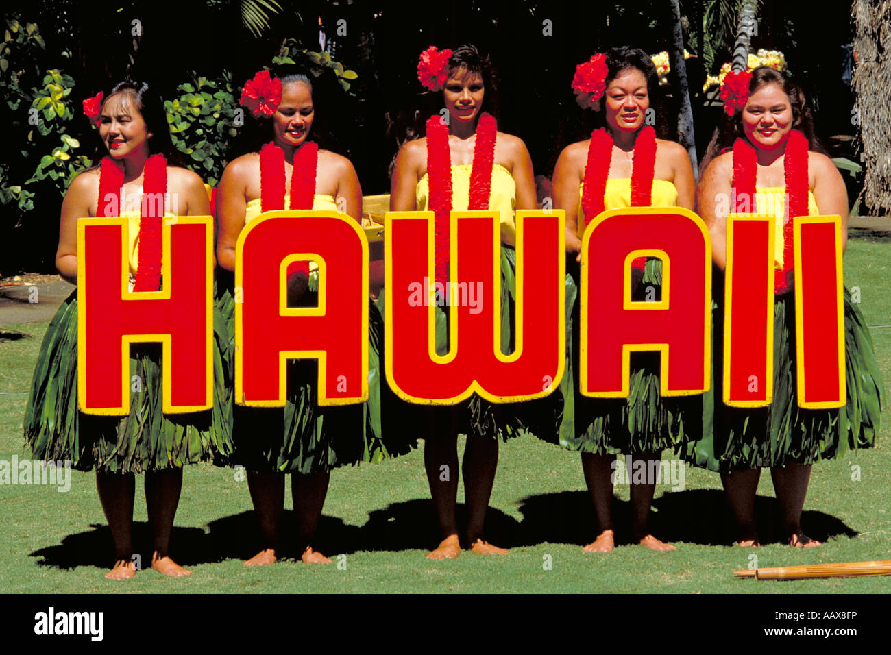 Elk214 1575 Hawaii Oahu Waikiki Aloha Week Kodak hula show Stock Photo