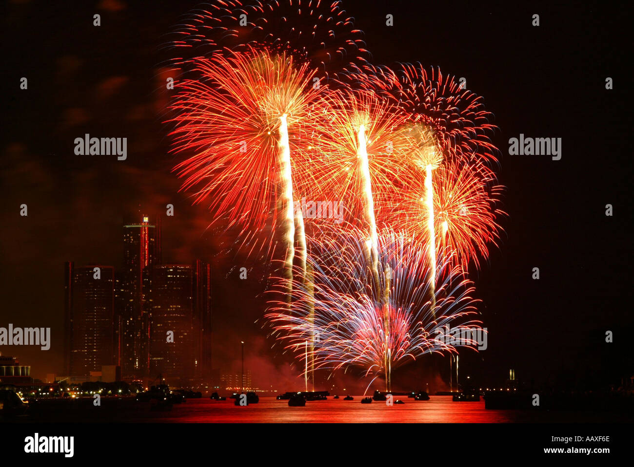 Detroit river fireworks Stock Photo Alamy