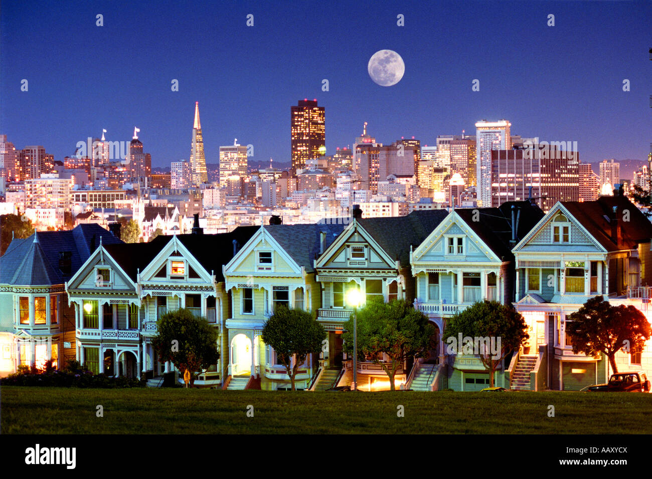 Seven Sisters Victorian houses at Alamo Park showing the San Francisco