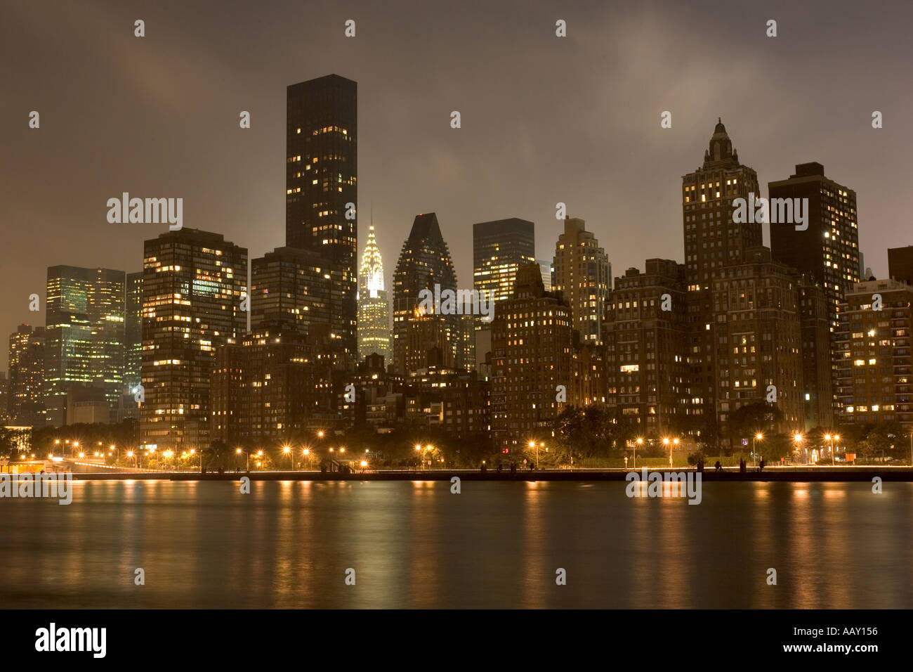Nyc Rivers East river nyc view hi-res stock photography and images - Alamy