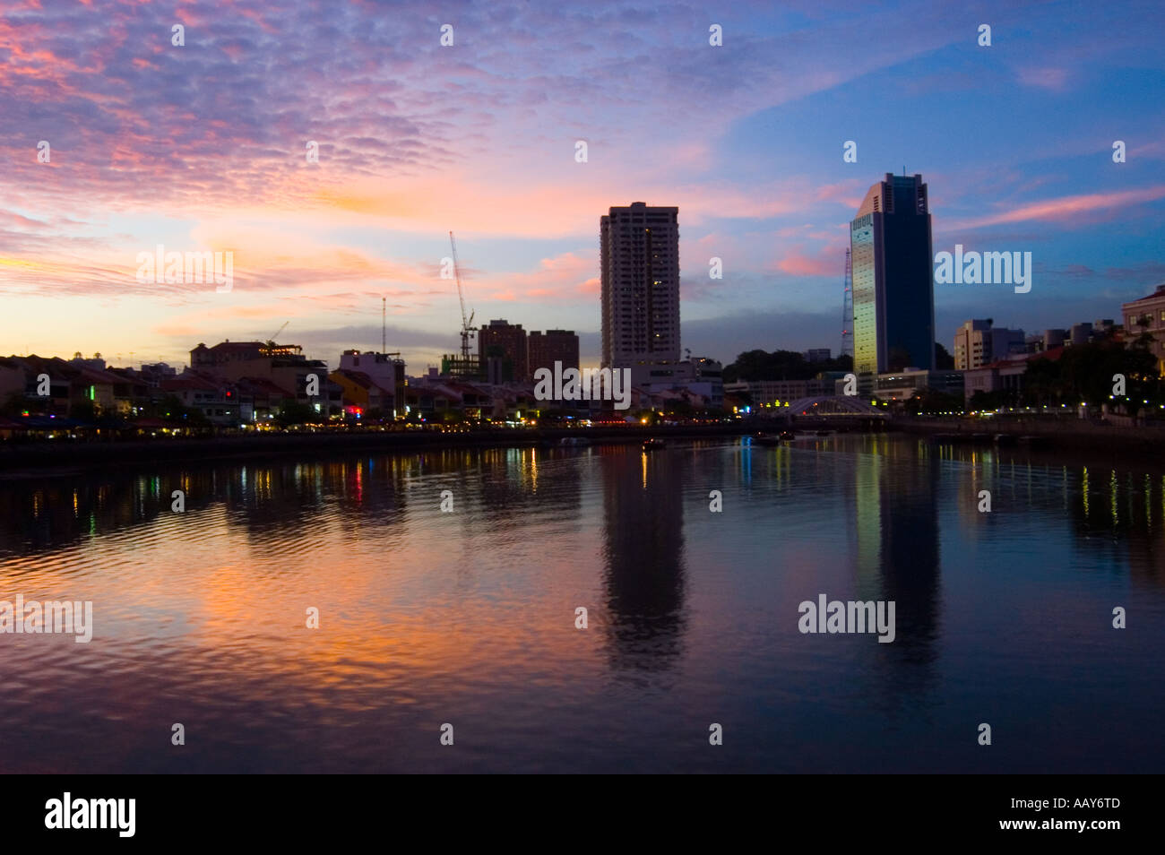 Singapore boat quay sunset hi-res stock photography and images - Alamy