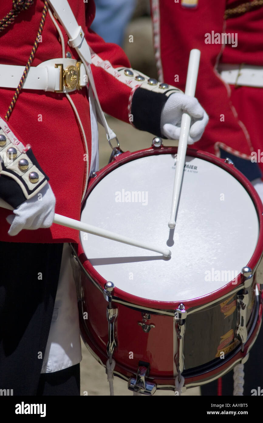 Military snare drum hires stock photography and images Alamy