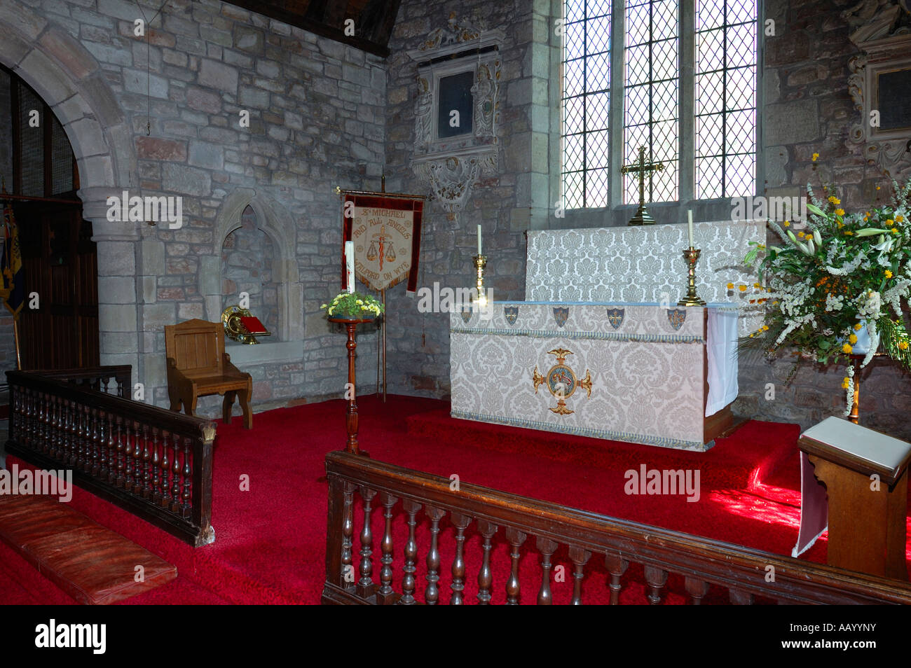 Church altar england hires stock photography and images Alamy