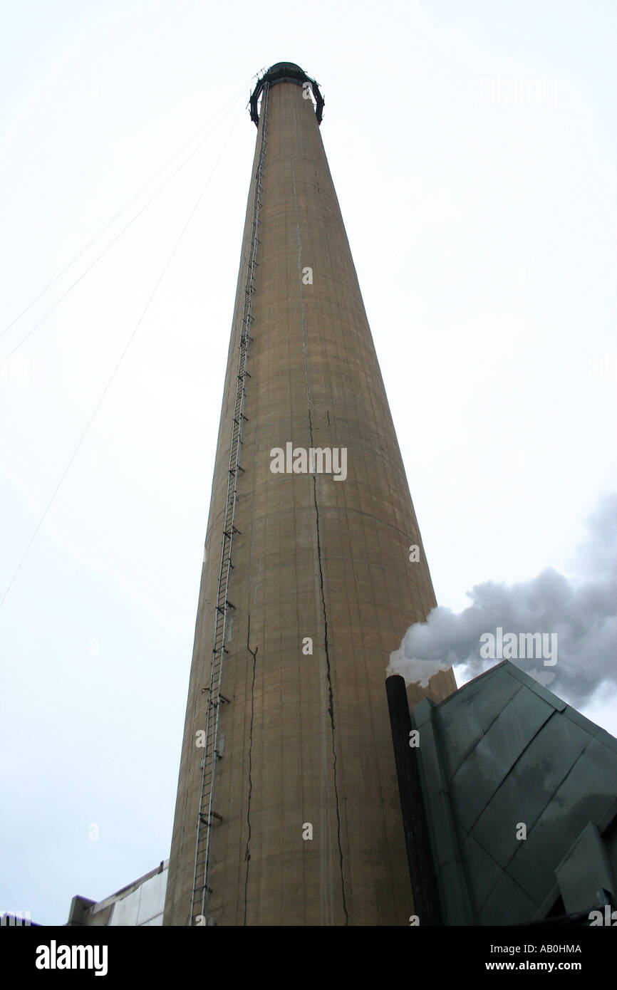 Tall forced draught concrete stack at a power station Stock Photo - Alamy