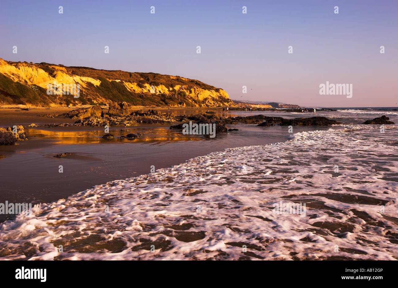 Low tide at Crystal Cove State Park, Laguna Beach, California, USA (Nov