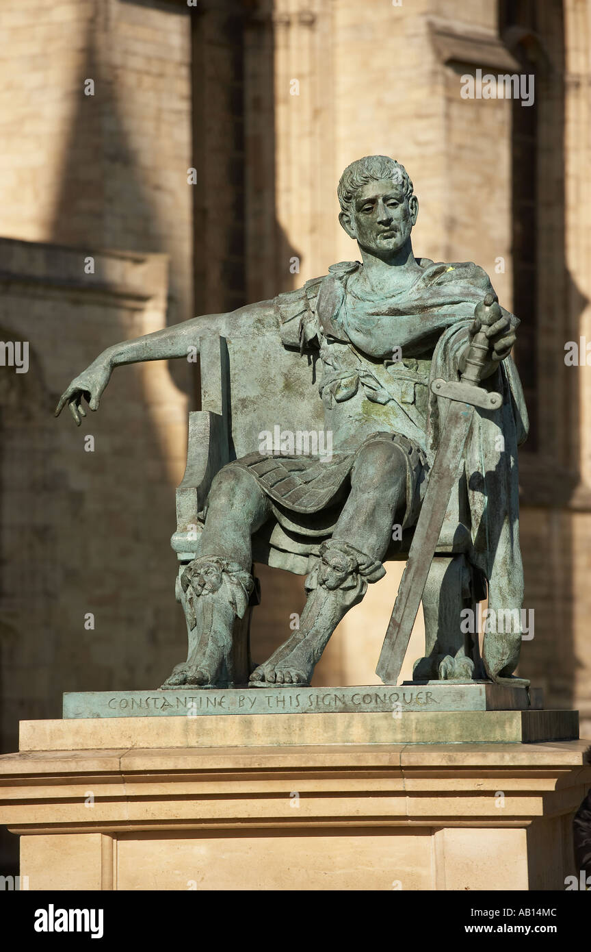 BRONZE STATUE OF ROMAN EMPEROR CONSTANTINE THE GREAT IN FRONT OF YORK